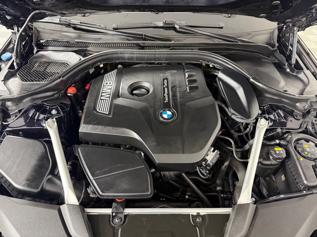 2019 BMW 5 Series Image 26