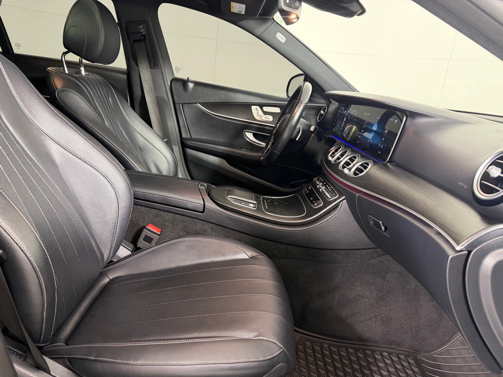 2022 Mercedes-Benz E-Class Image 18