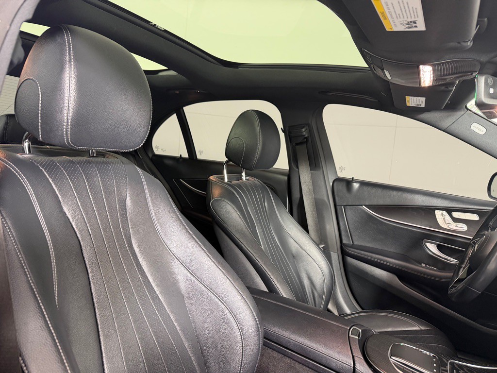 2022 Mercedes-Benz E-Class Image 19