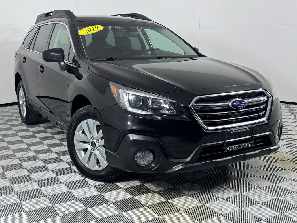 2019 Subaru Outback Image 2
