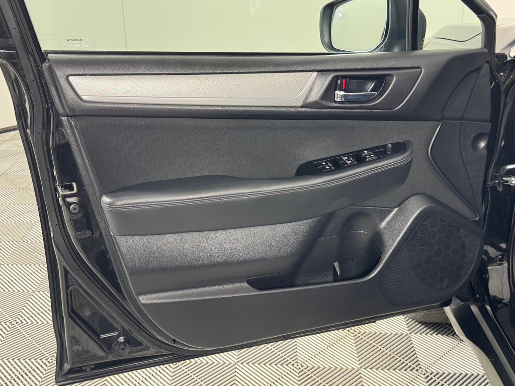 2019 Subaru Outback Image 10
