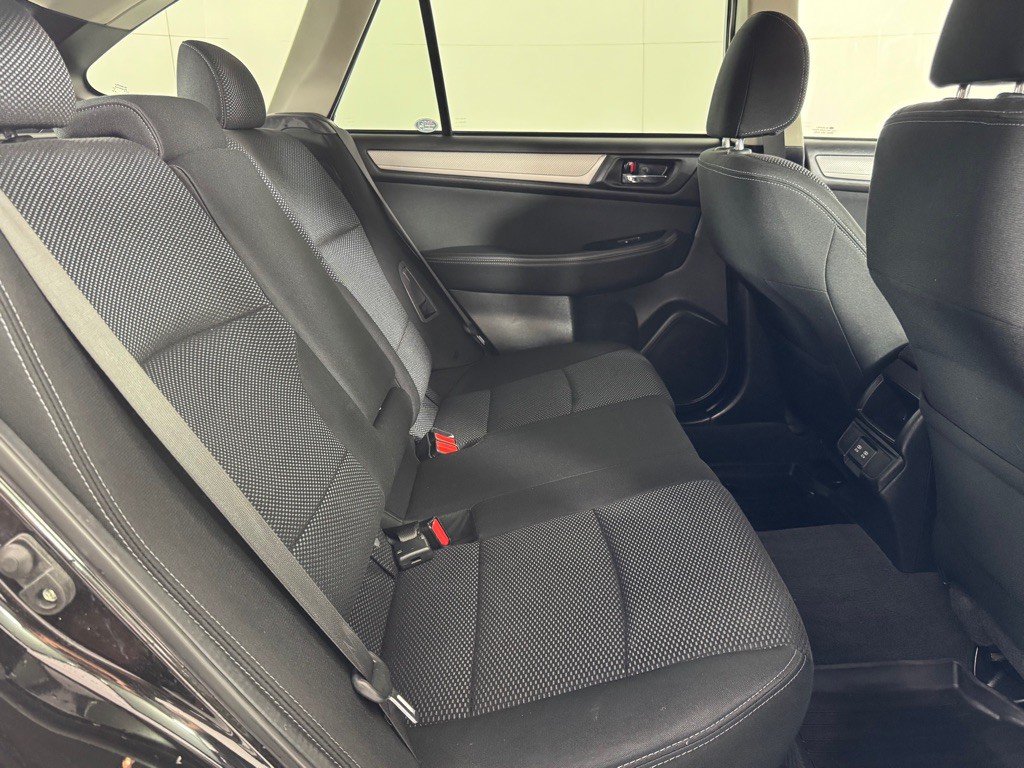 2019 Subaru Outback Image 19