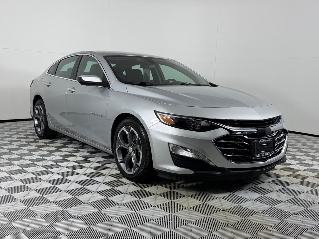 2021 Chevrolet Malibu Image 3
