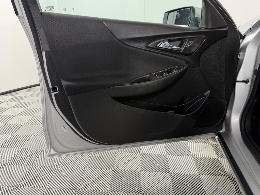 2021 Chevrolet Malibu Image 10