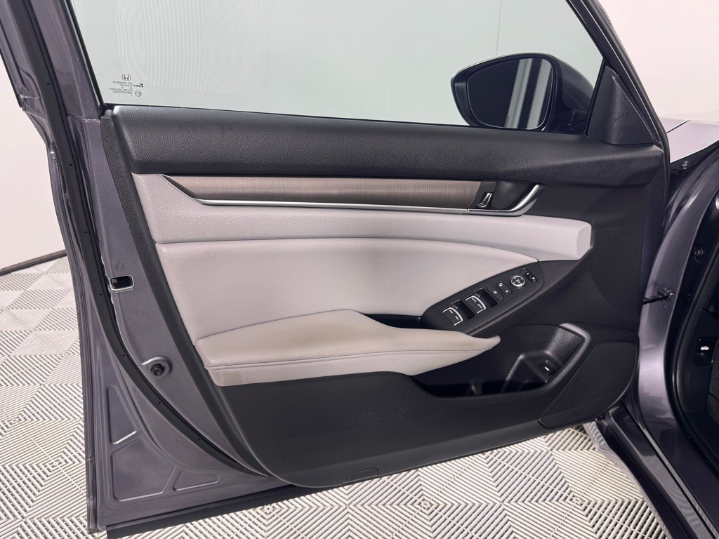2020 Honda Accord Image 10