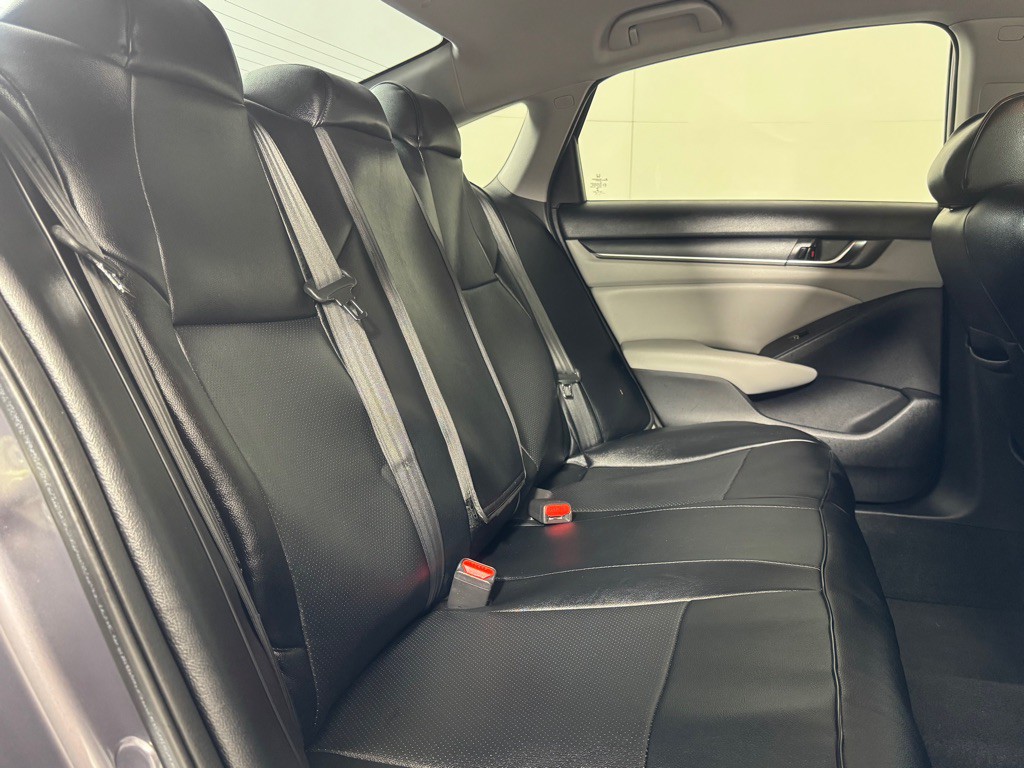 2020 Honda Accord Image 21