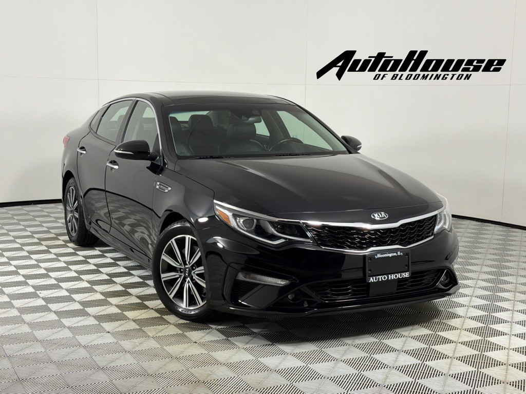 2020 Kia Optima Image 1