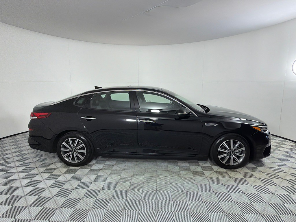 2020 Kia Optima Image 4