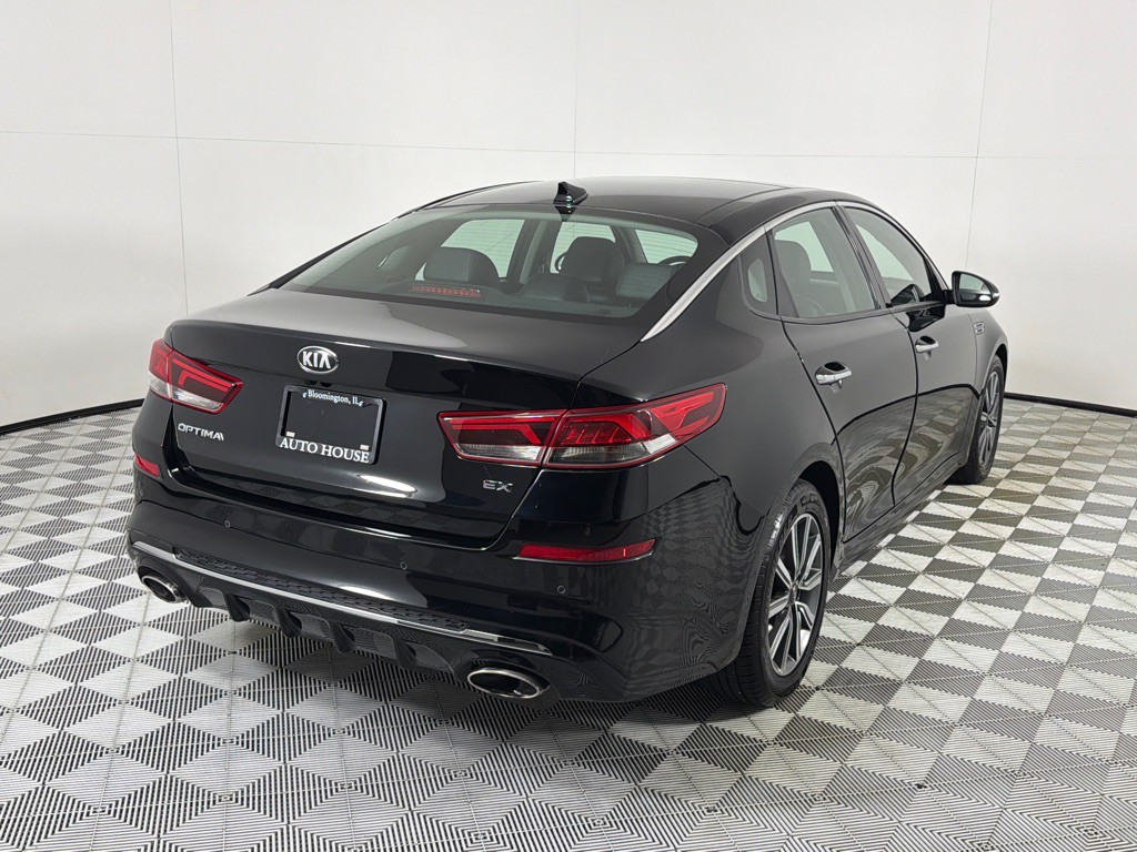 2020 Kia Optima Image 5