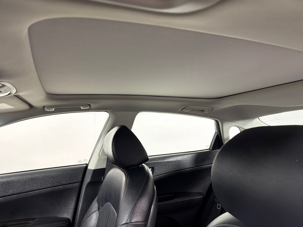 2020 Kia Optima Image 14