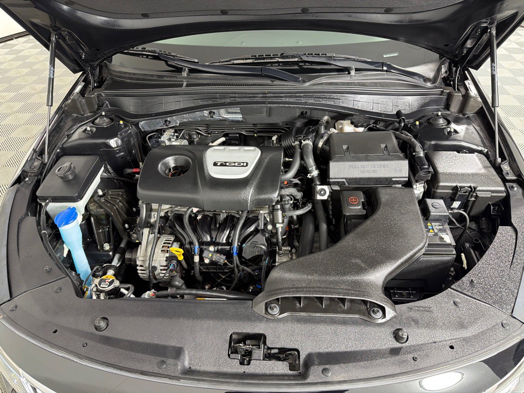 2020 Kia Optima Image 27