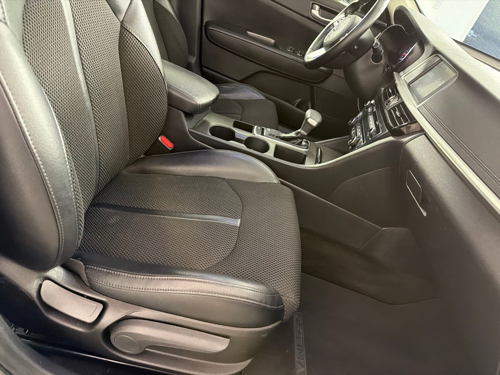 2019 Kia Optima Image 21