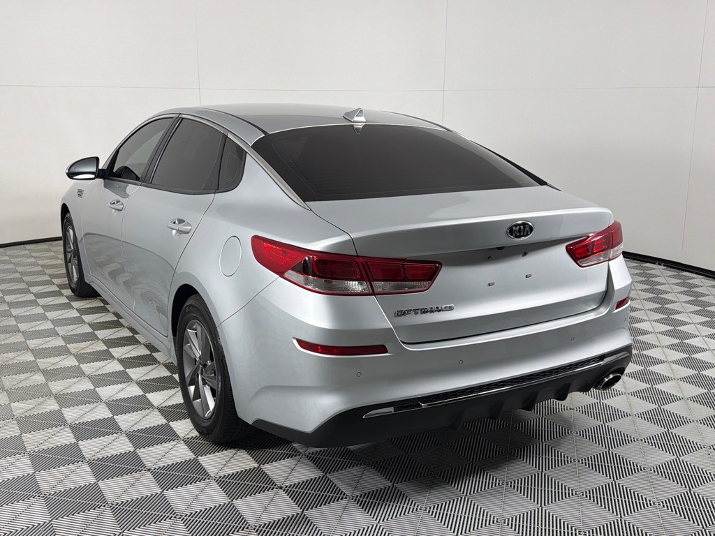 2020 Kia Optima Image 6