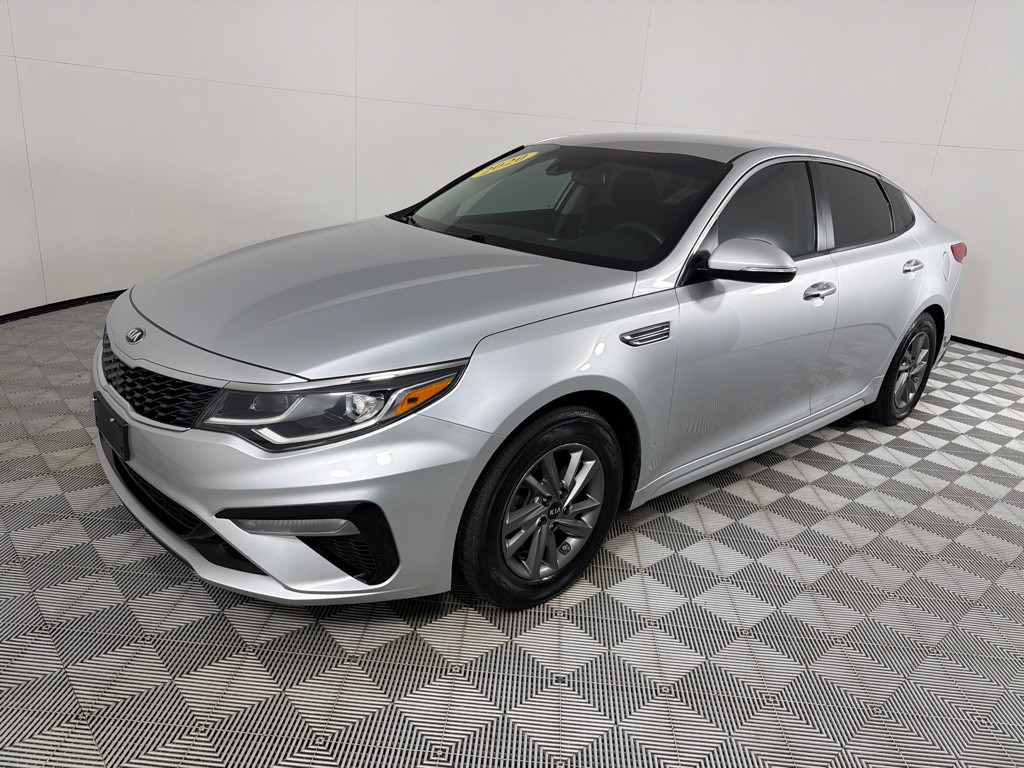 2020 Kia Optima Image 8
