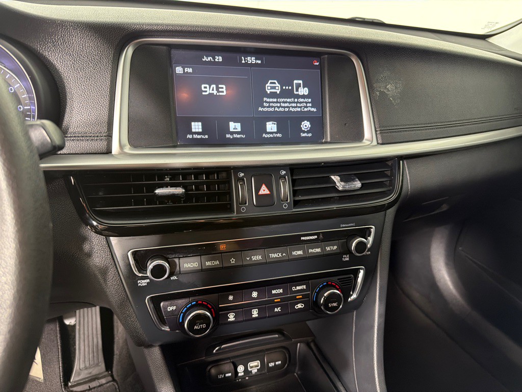 2020 Kia Optima Image 15