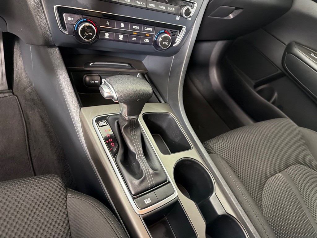 2020 Kia Optima Image 17