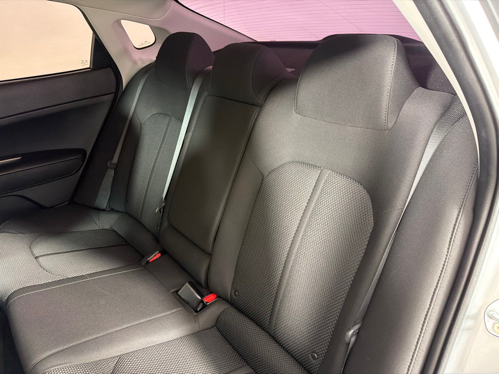 2020 Kia Optima Image 19