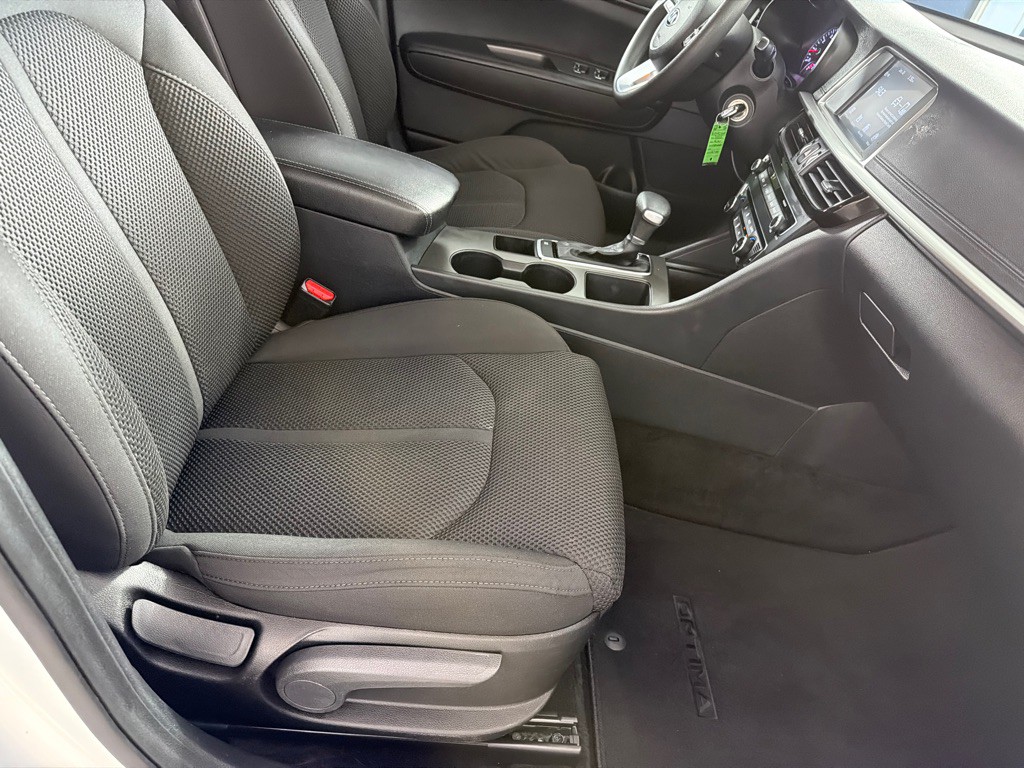 2020 Kia Optima Image 22