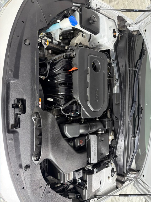 2020 Kia Optima Image 25