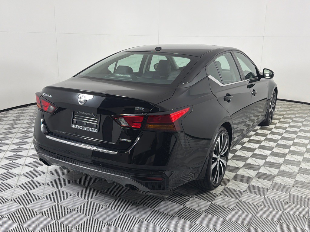 2022 Nissan Altima Image 5