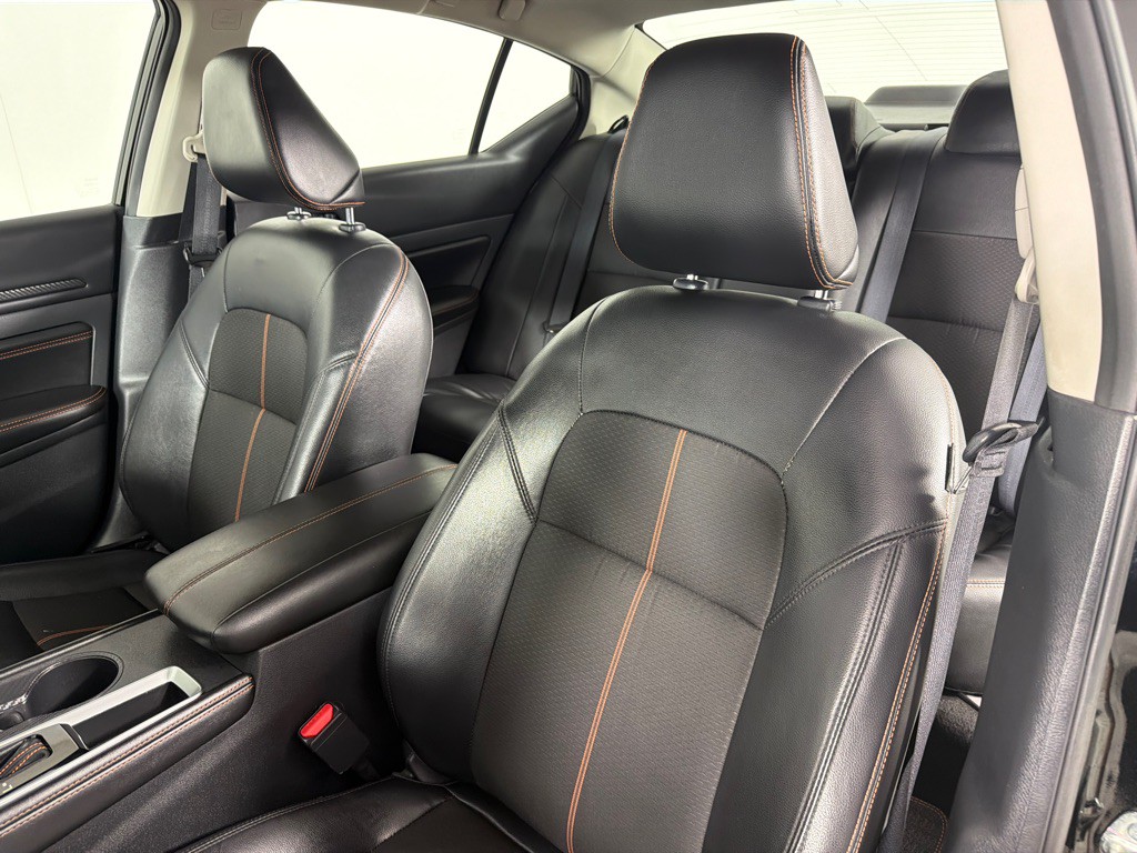 2022 Nissan Altima Image 13