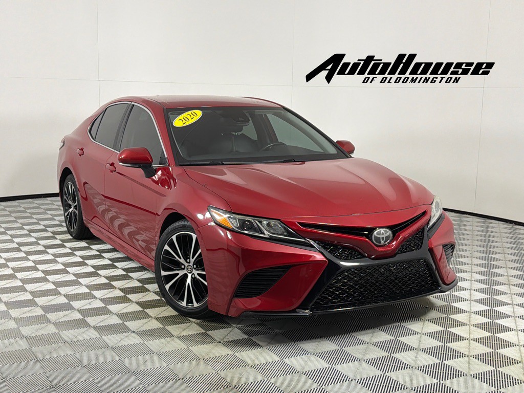 2020 Toyota Camry Image 1
