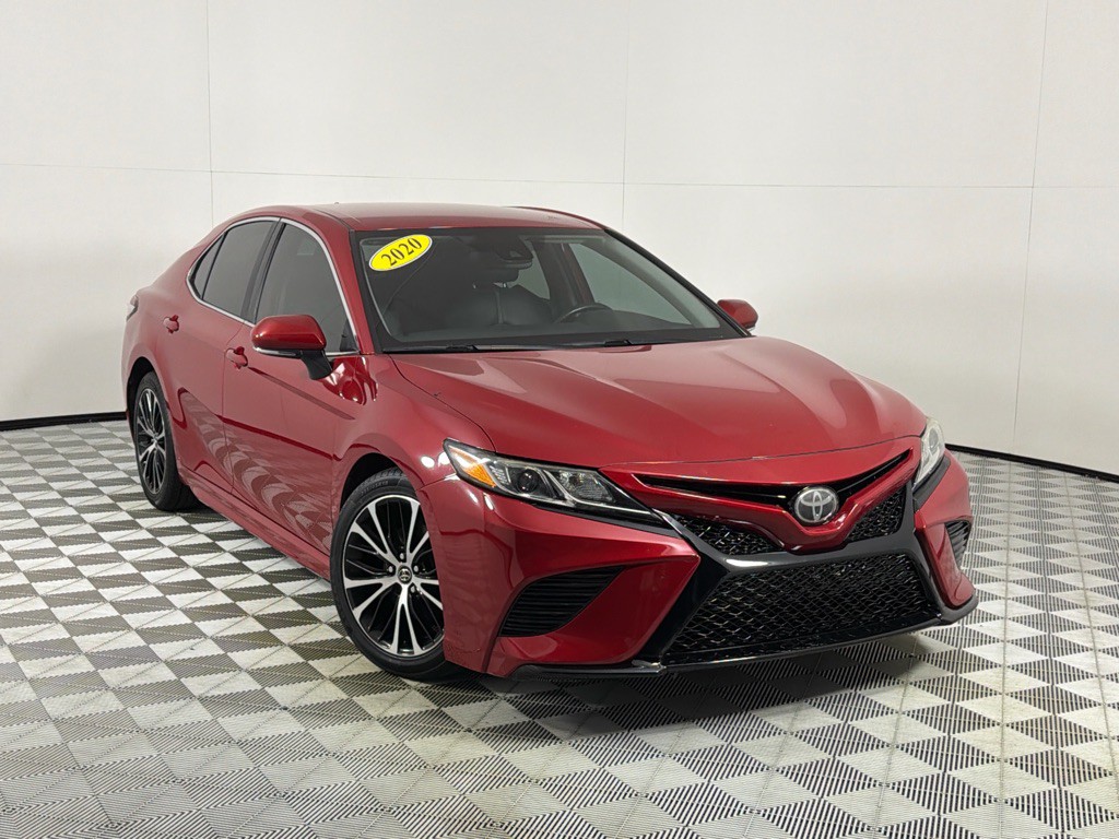 2020 Toyota Camry Image 2