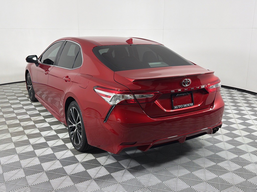 2020 Toyota Camry Image 7