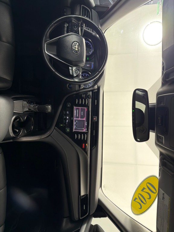 2020 Toyota Camry Image 22