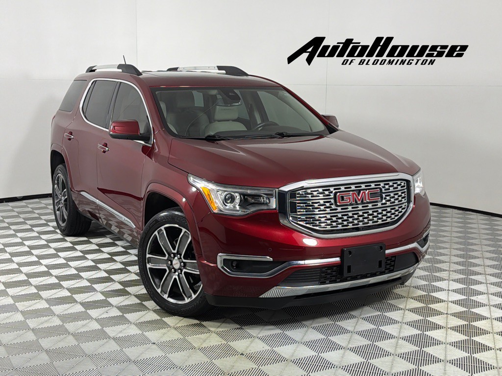 2017 GMC Acadia Image 1