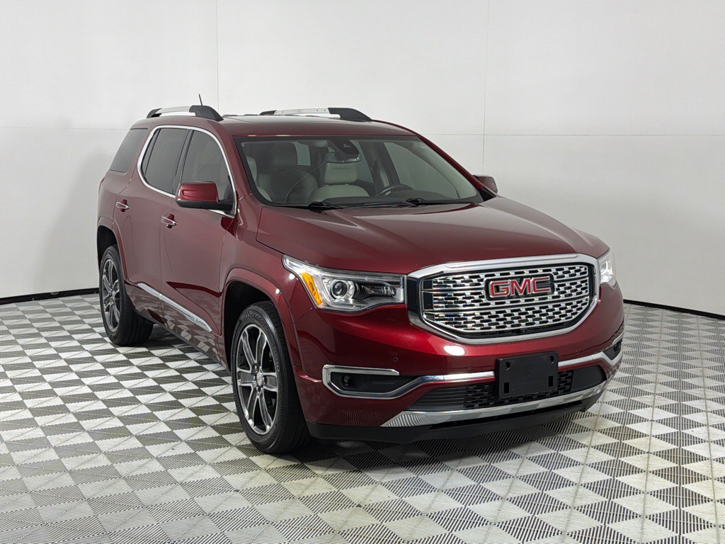 2017 GMC Acadia Image 3