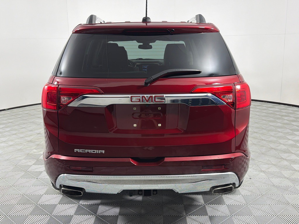 2017 GMC Acadia Image 6