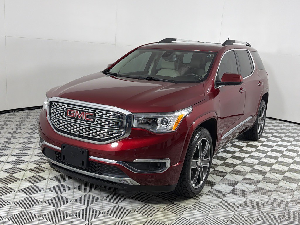 2017 GMC Acadia Image 9