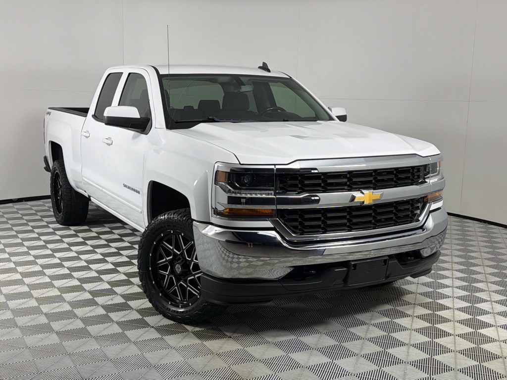 2019 Chevrolet Silverado 1500 Image 2