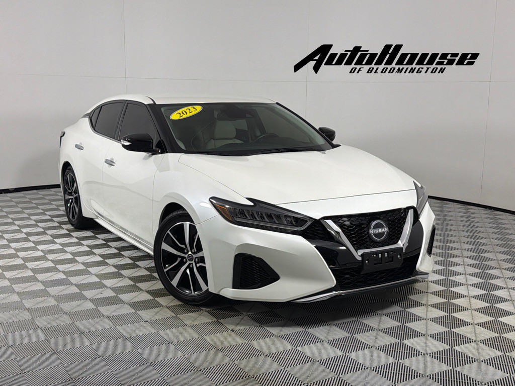2023 Nissan Maxima Image 1