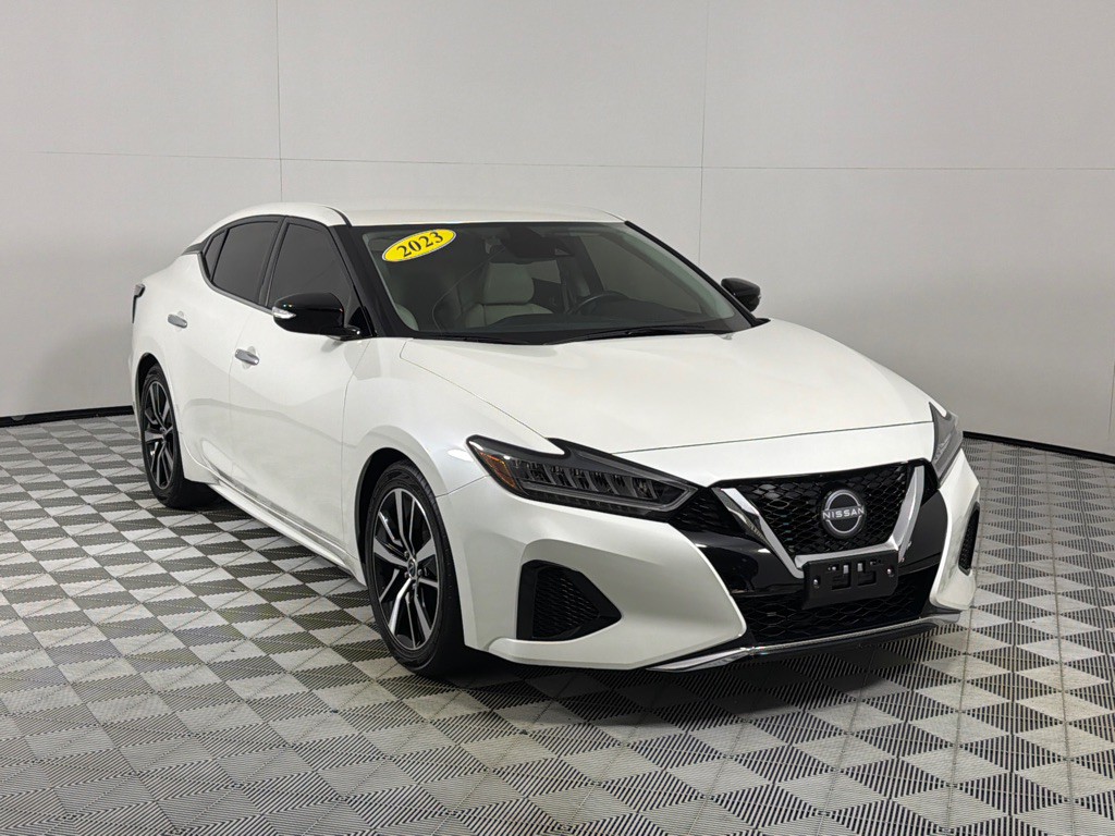 2023 Nissan Maxima Image 3