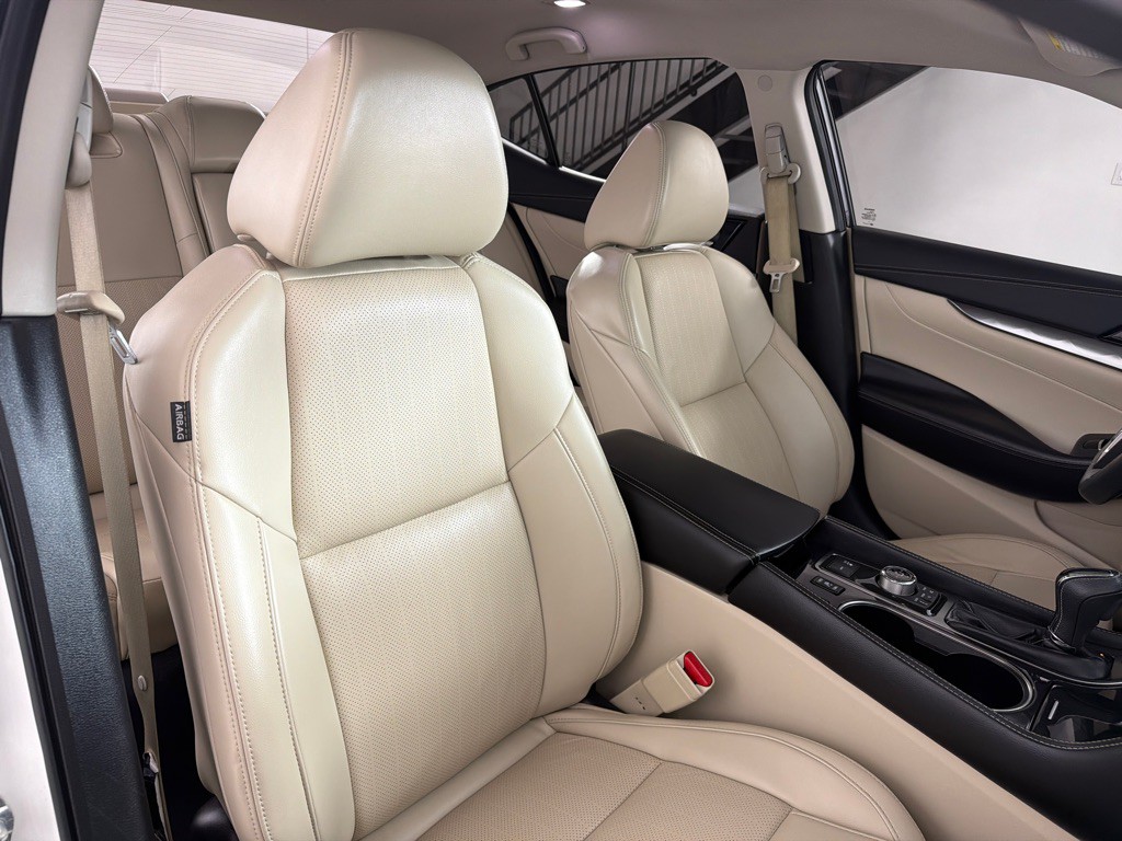 2023 Nissan Maxima Image 24