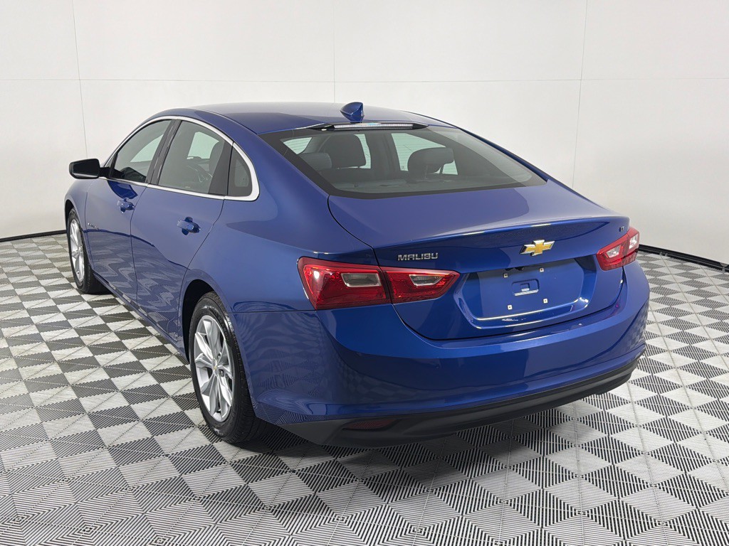 2023 Chevrolet Malibu Image 6