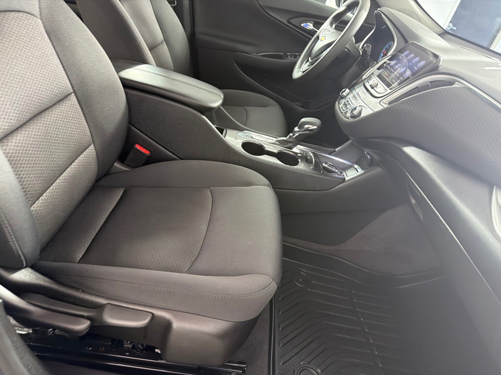 2023 Chevrolet Malibu Image 22