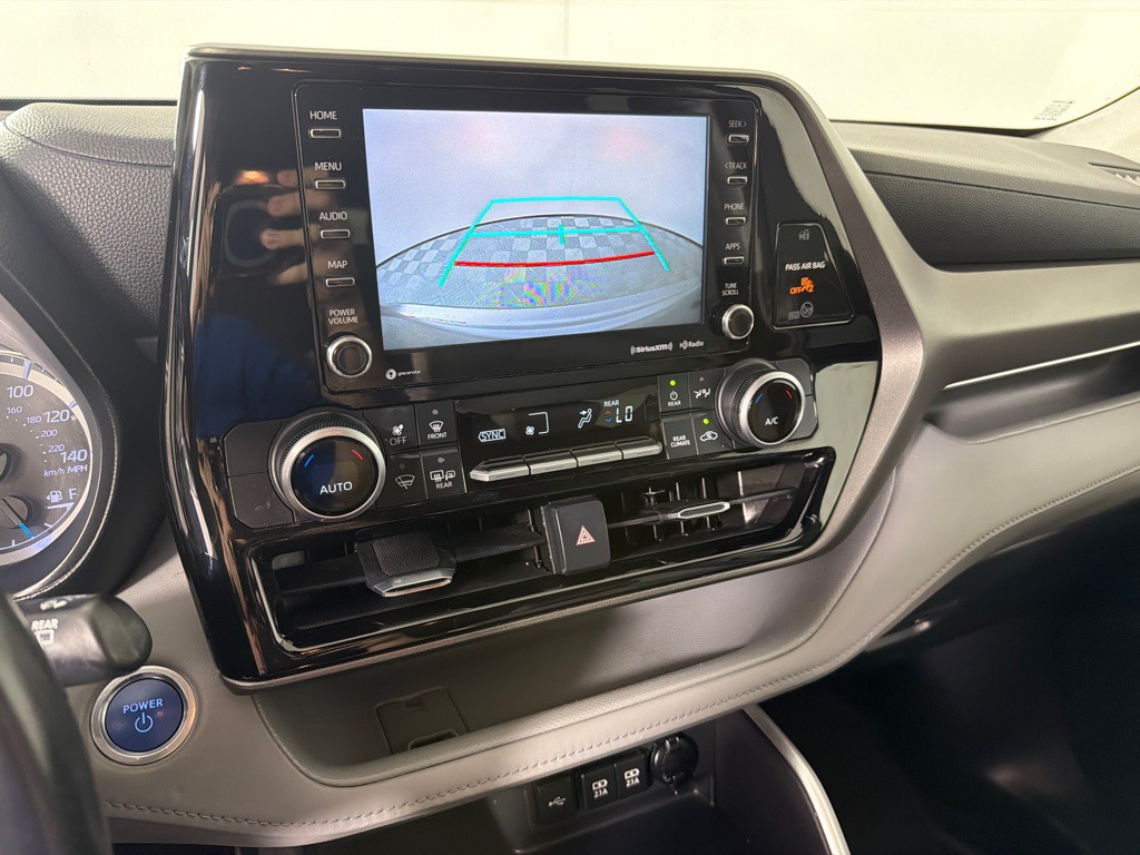 2020 Toyota Highlander Image 15