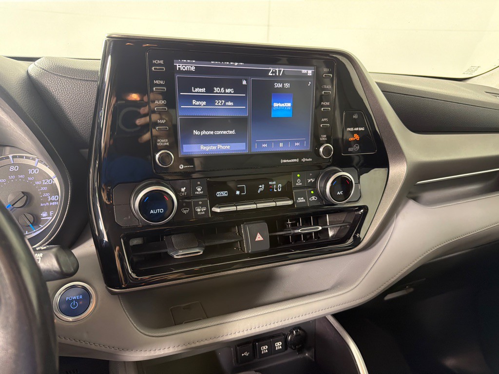 2020 Toyota Highlander Image 16