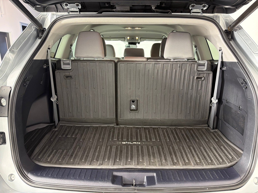 2020 Toyota Highlander Image 21