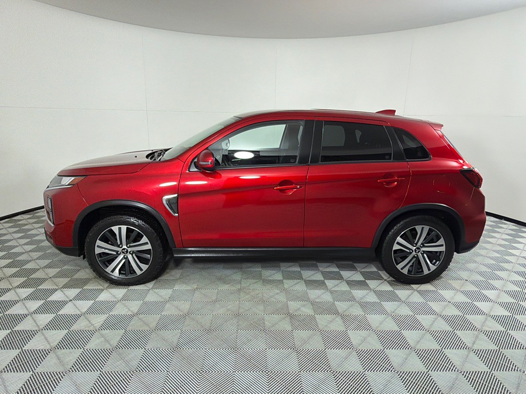 2021 Mitsubishi Outlander Image 8