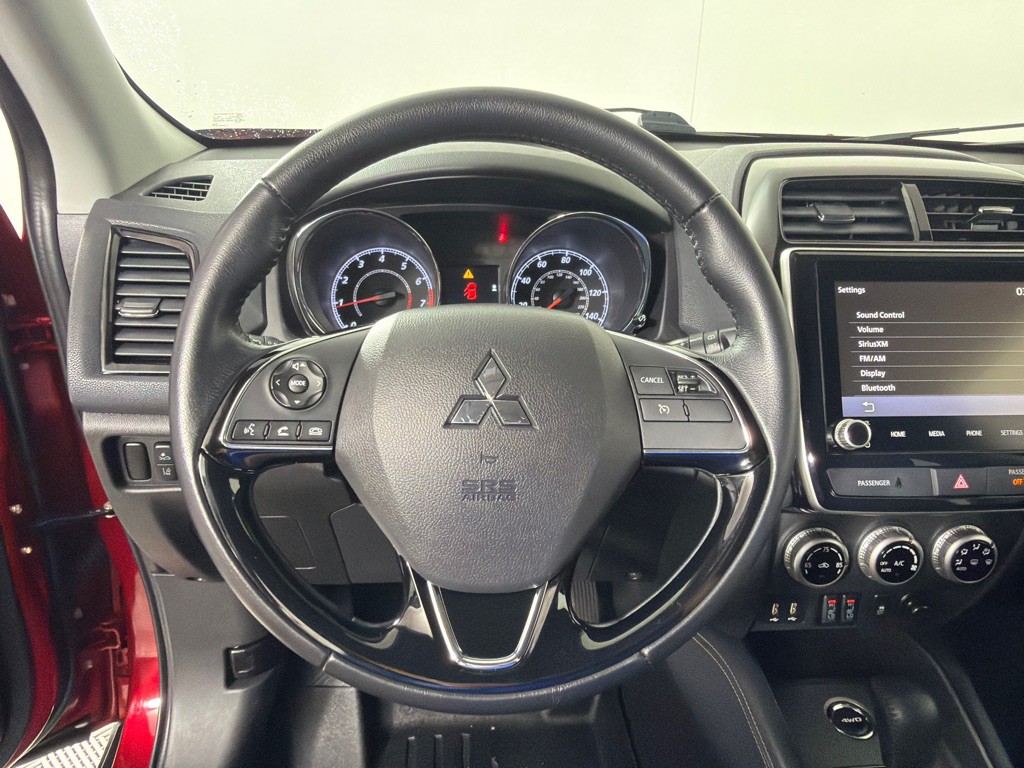 2021 Mitsubishi Outlander Image 14