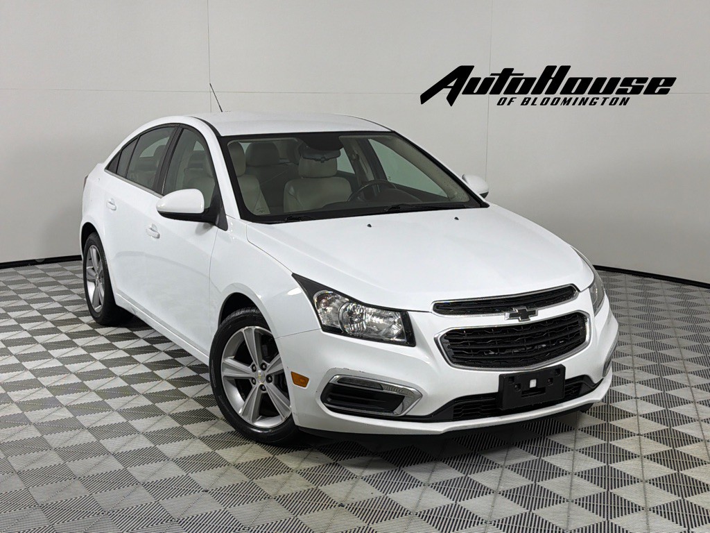 2015 Chevrolet Cruze Image 1