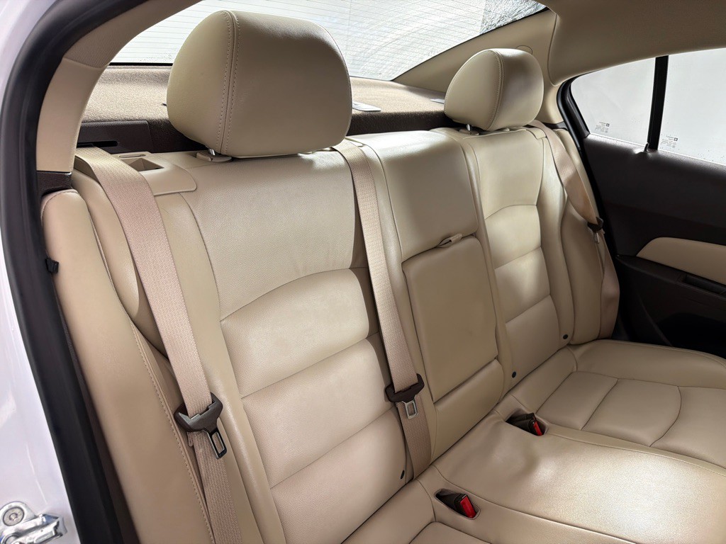 2015 Chevrolet Cruze Image 19