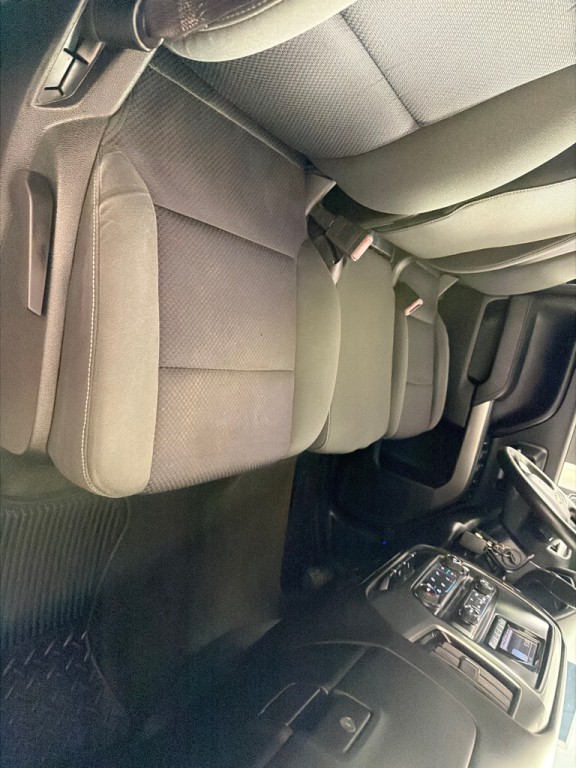 2015 Chevrolet Silverado 1500 Image 17