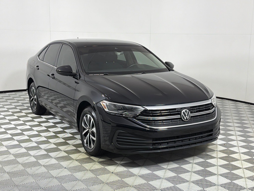 2024 Volkswagen Jetta Image 3