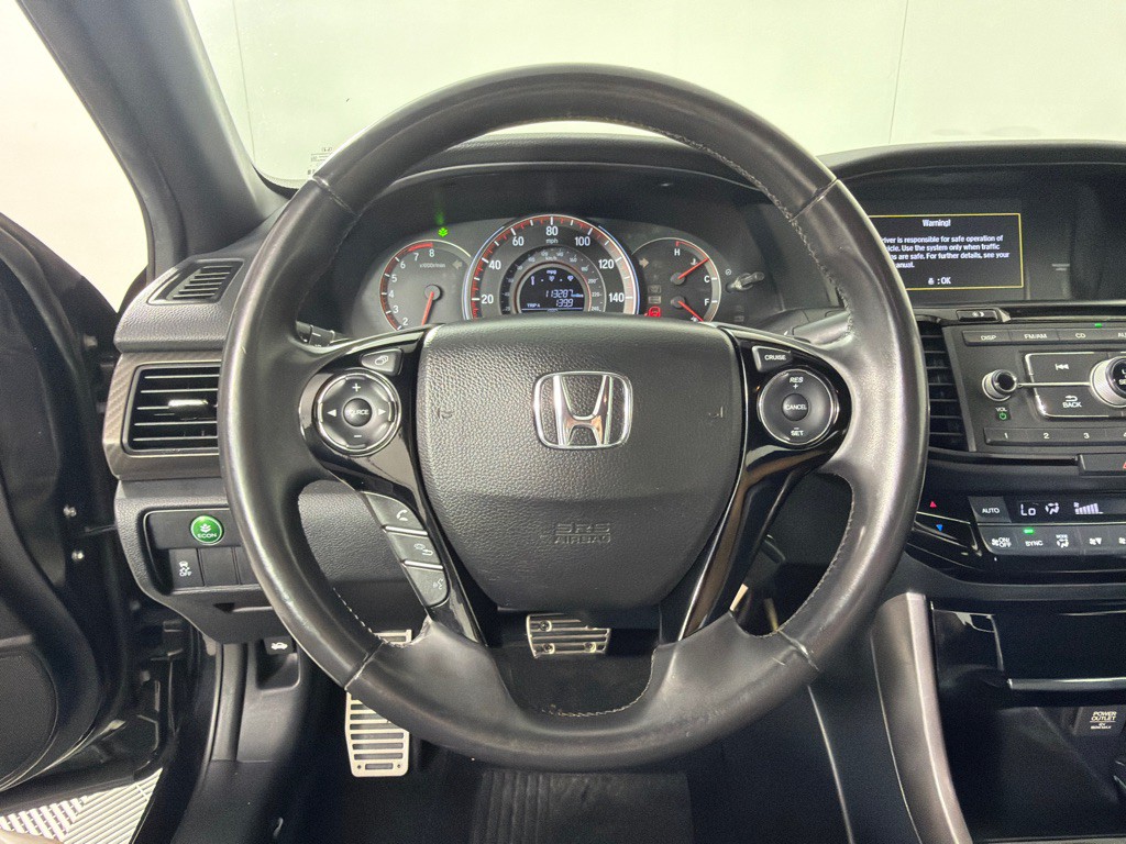 2016 Honda Accord Image 12