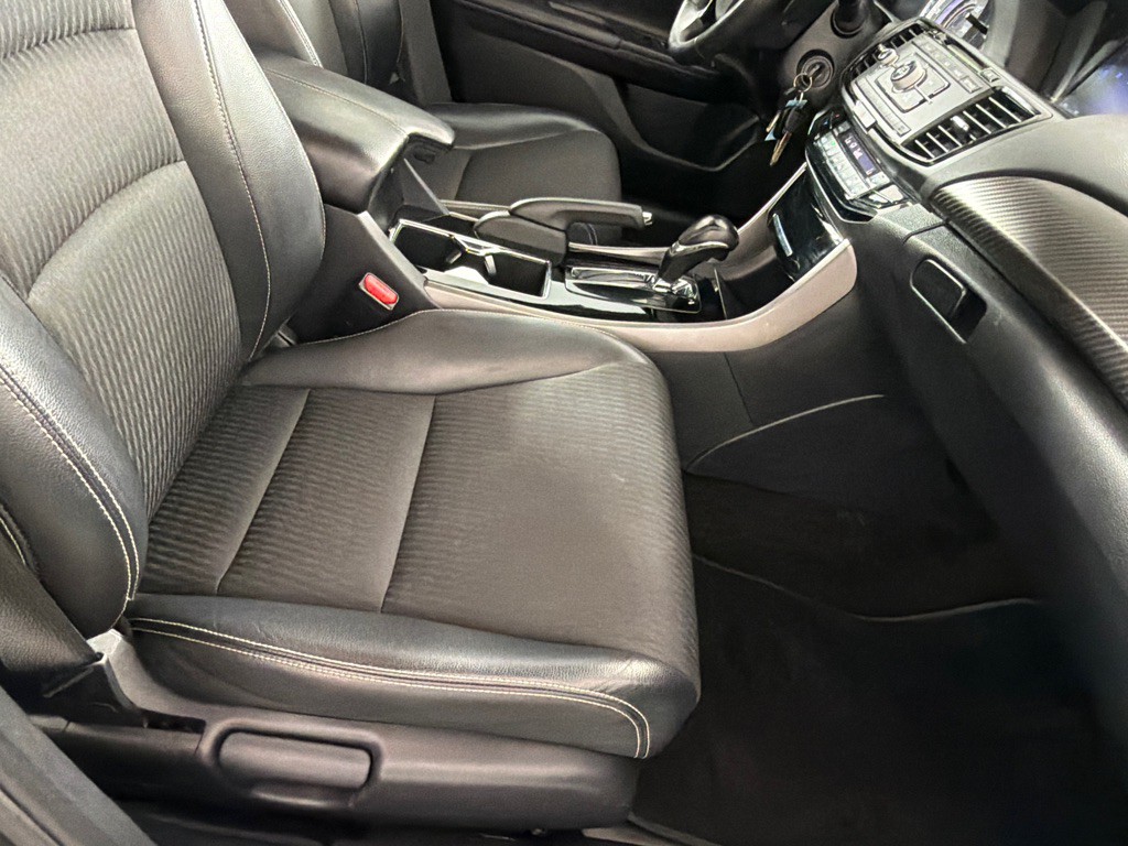 2016 Honda Accord Image 20